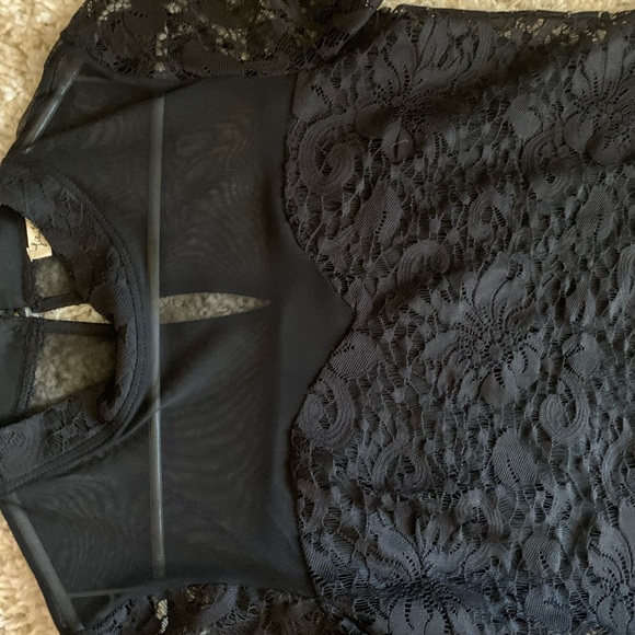 Blouse - Picture 6 of 6